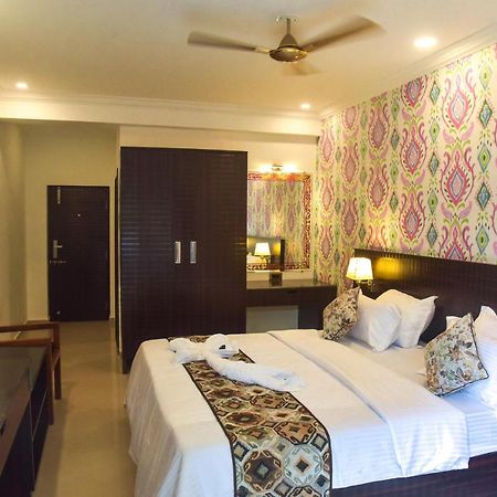 Don Hill Beach Resort Candolim Esterno foto