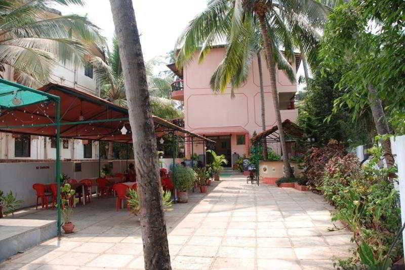 Don Hill Beach Resort Candolim Esterno foto