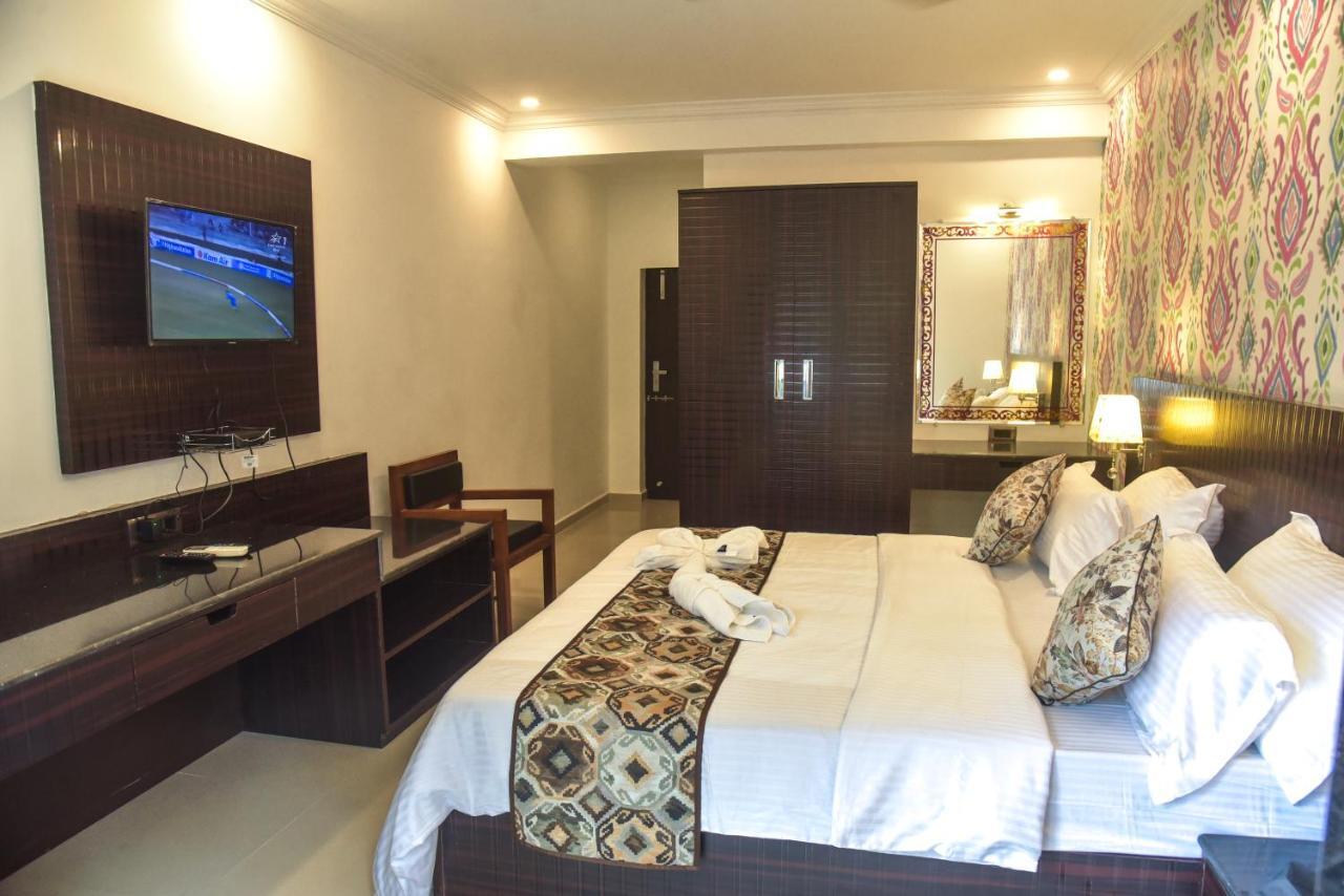 Don Hill Beach Resort Candolim Esterno foto