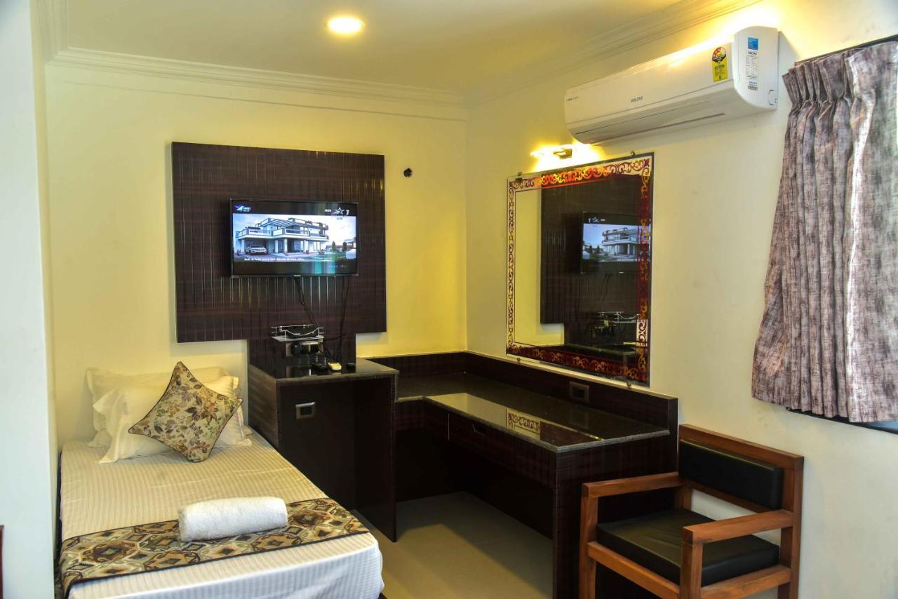 Don Hill Beach Resort Candolim Esterno foto